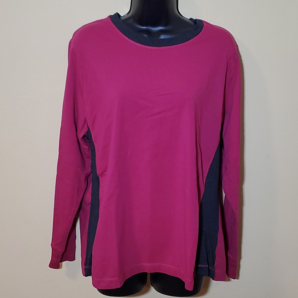 Long-Sleeved Top with Ribbed Sides